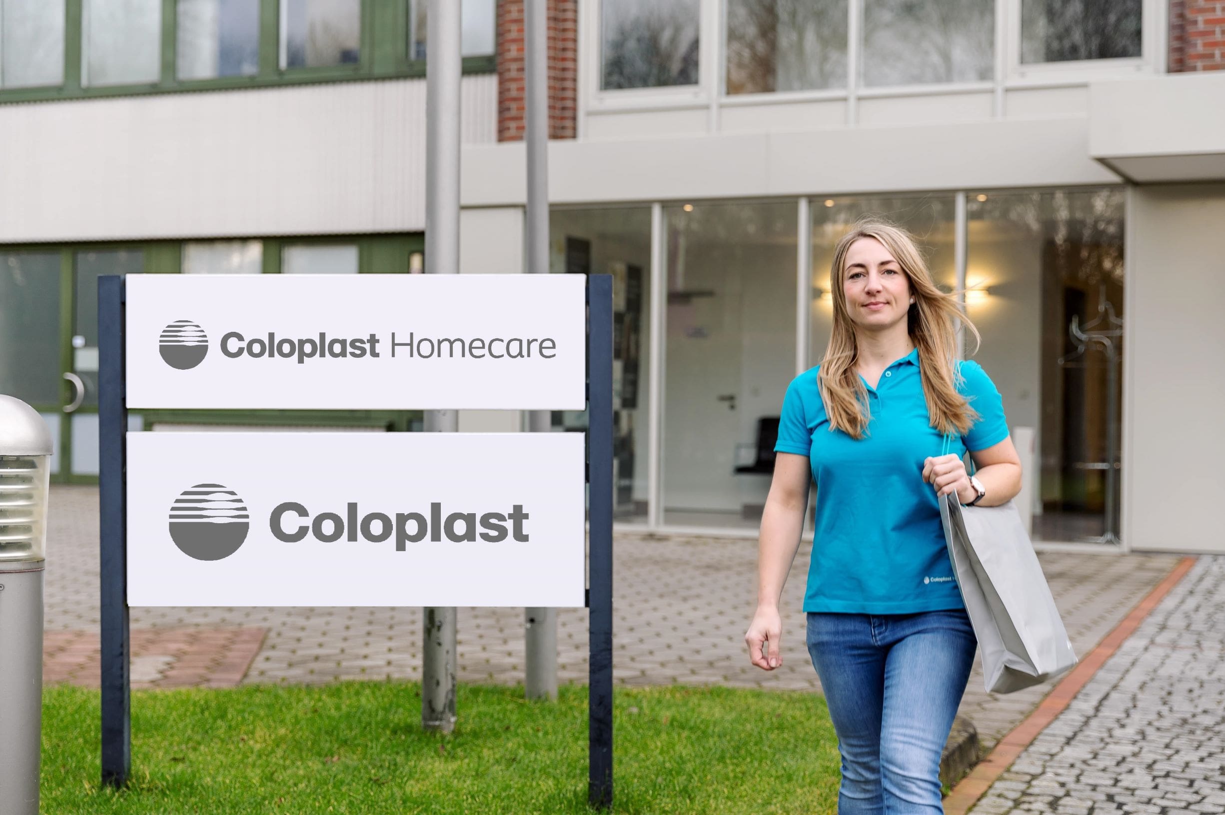 Coloplast Homecare Fachkraft bei der Arbeit